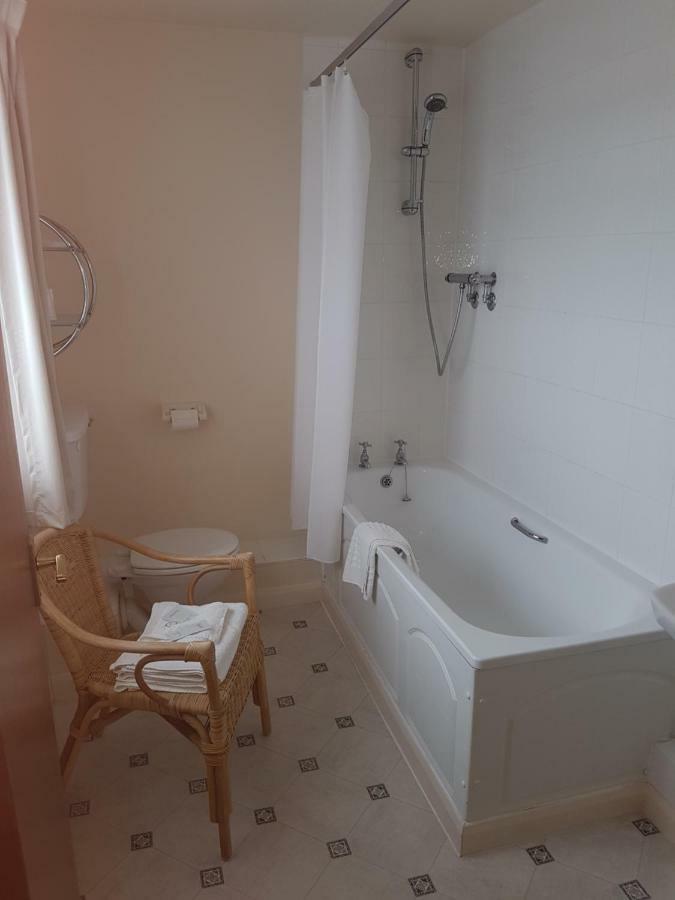 فلمبوروو Cameron Court B&B المظهر الخارجي الصورة